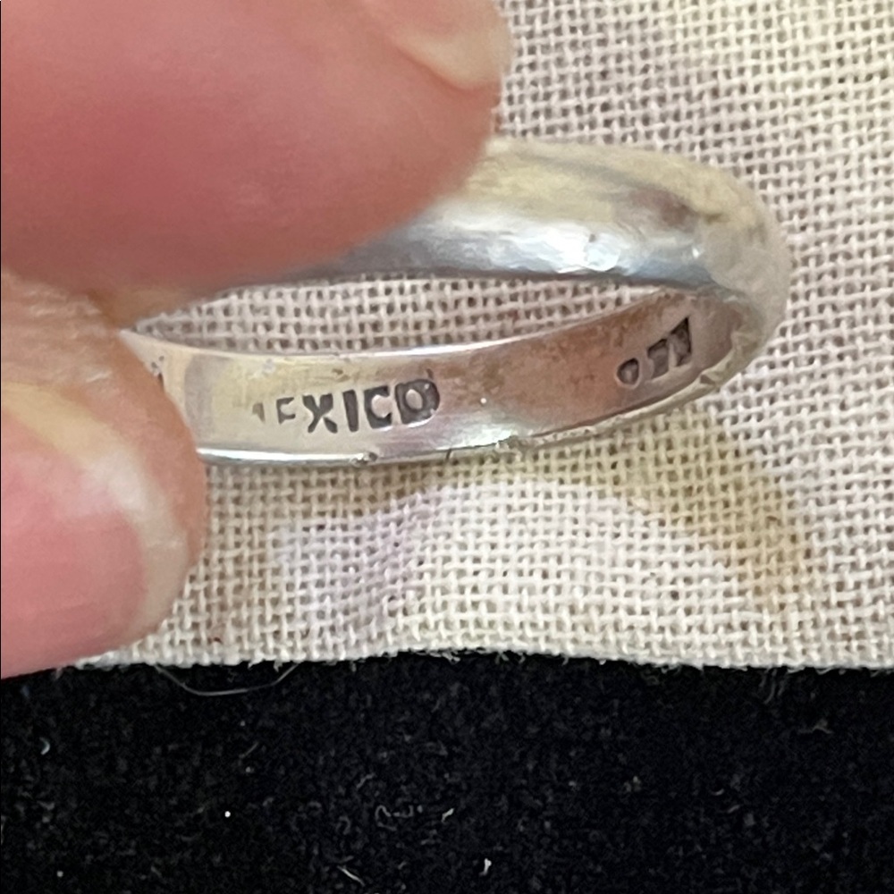 Titanium Men's Dual-Tone Rings - Picture 6 of 16